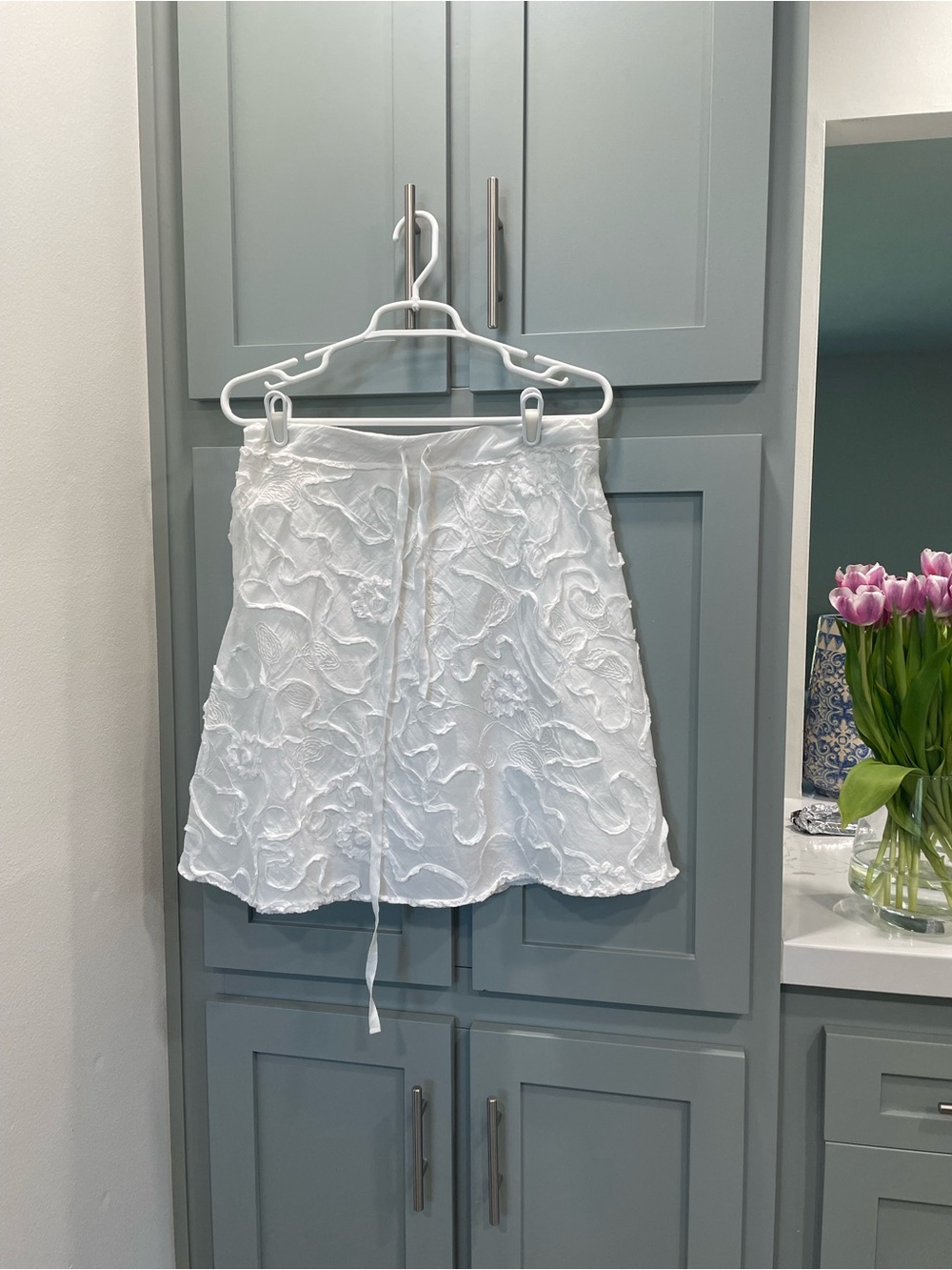 Max Studio White Embroidered Drawstring Mini Skirt